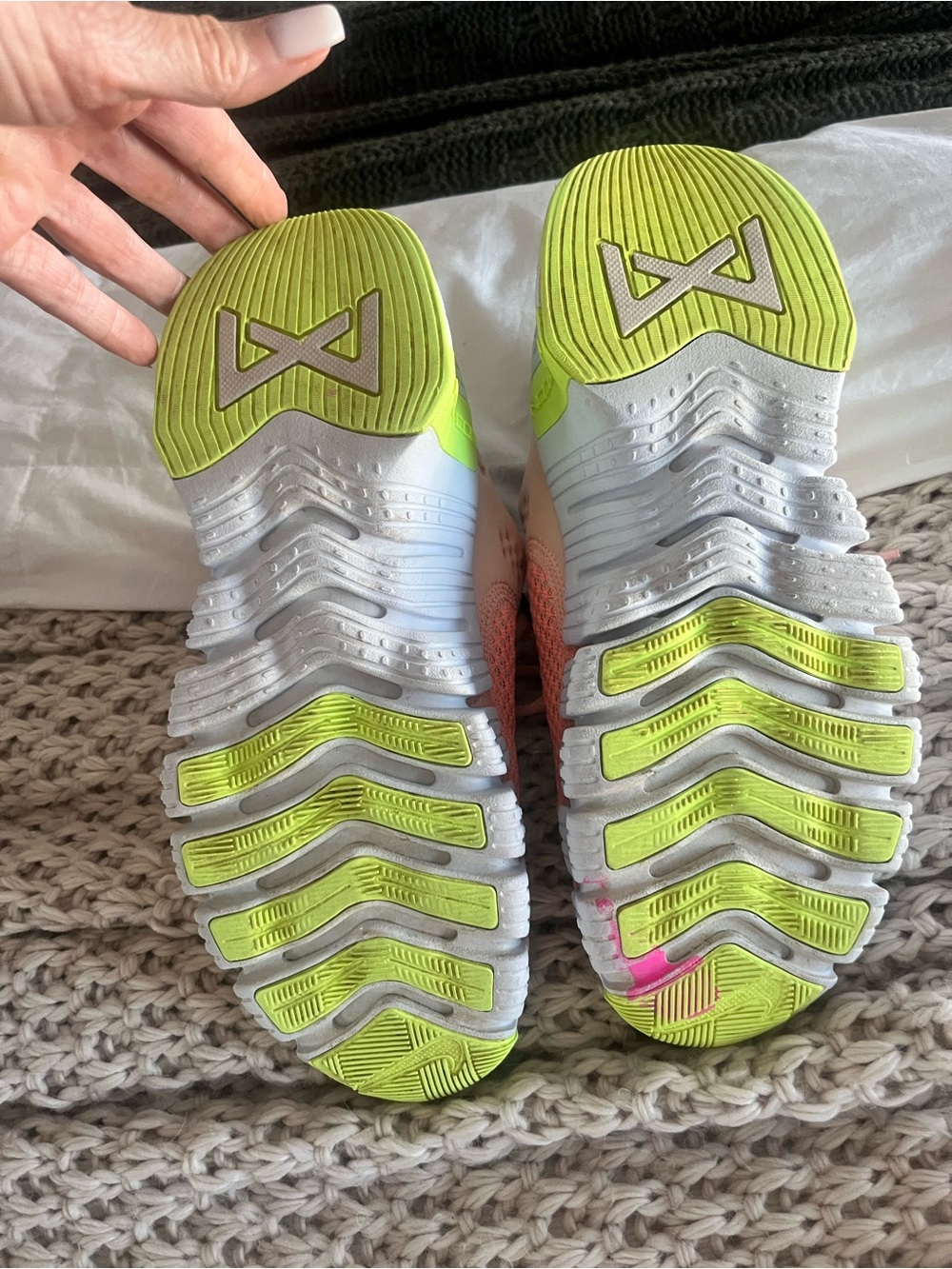 Nike Free Metcon Women's 7.5 Arctic Pink Peach Neon Yellow - Picture 8 of 12